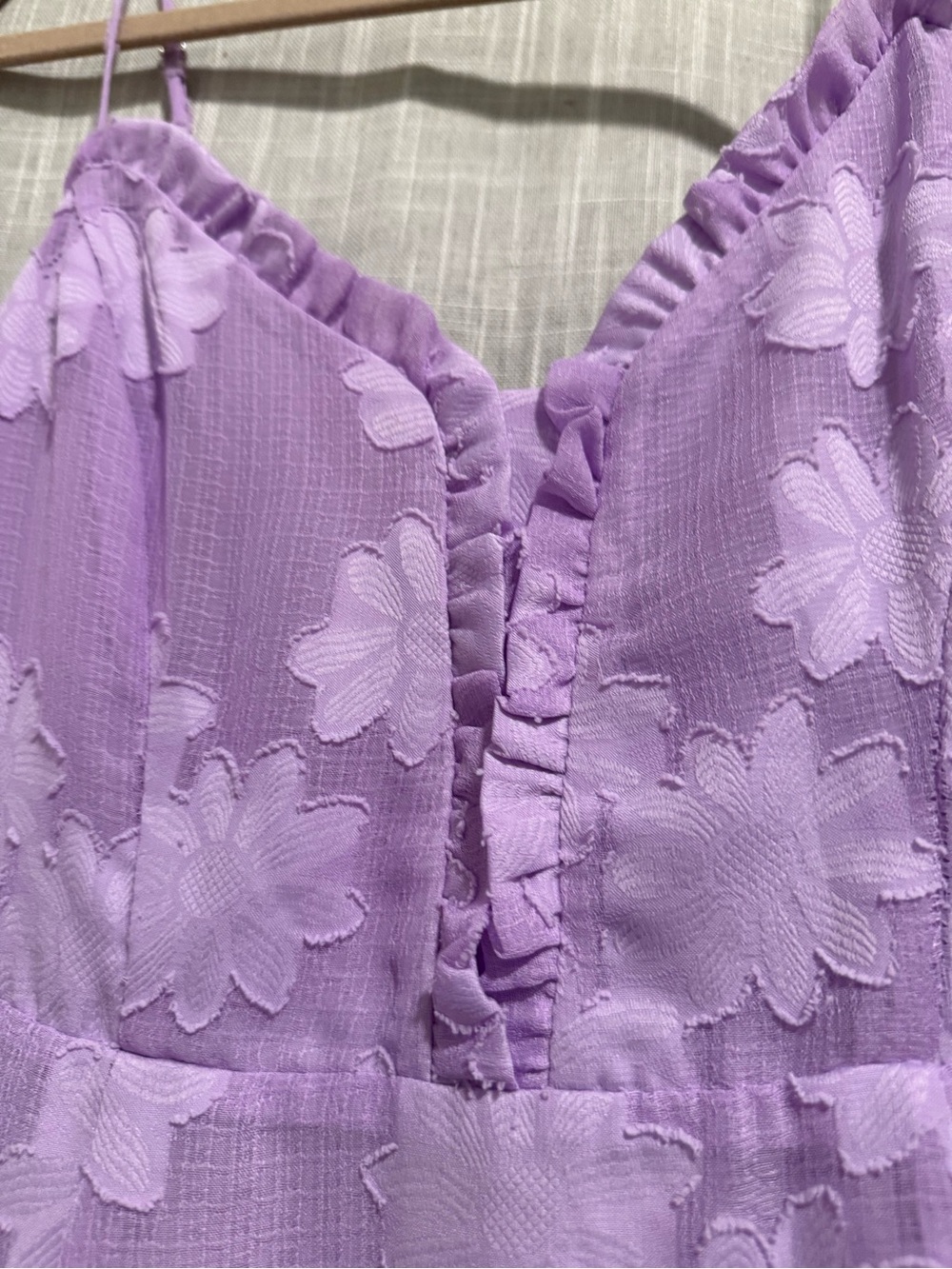 ASTR the label Lavender Floral Midi Dress - Picture 6 of 6